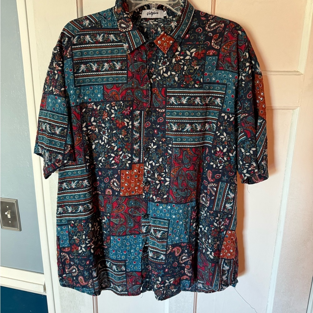 Gitano Blue and Red Casual Button Down Shirt with Bohemian Pattern